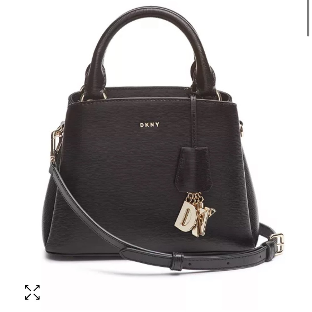 ‼️sold‼️ NWT- DKNY cross body purse